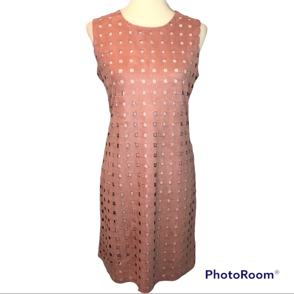 Cartise Faux Suede Blush Pink Laser Cut Sleeveless Shift Dress size 2